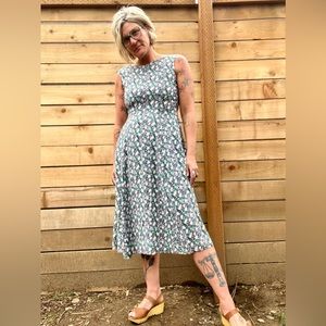 1990’s floral print Passports pier one rayon dress women’s size small/medium